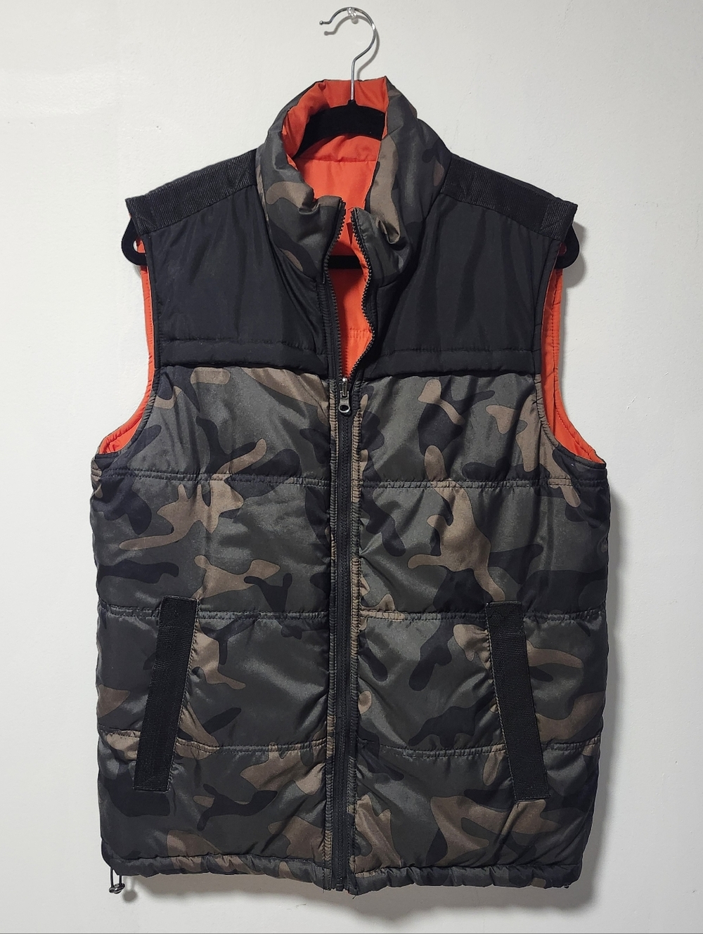 Cabela's Talon Men's Camouflage Reversible Puffer Vest - Orange Lining